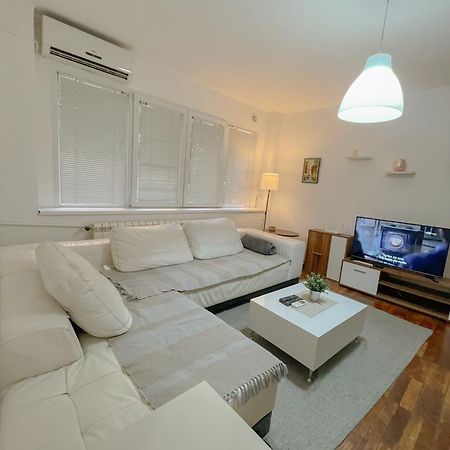 Slavija Mcd Apartment Belgrade Exterior photo