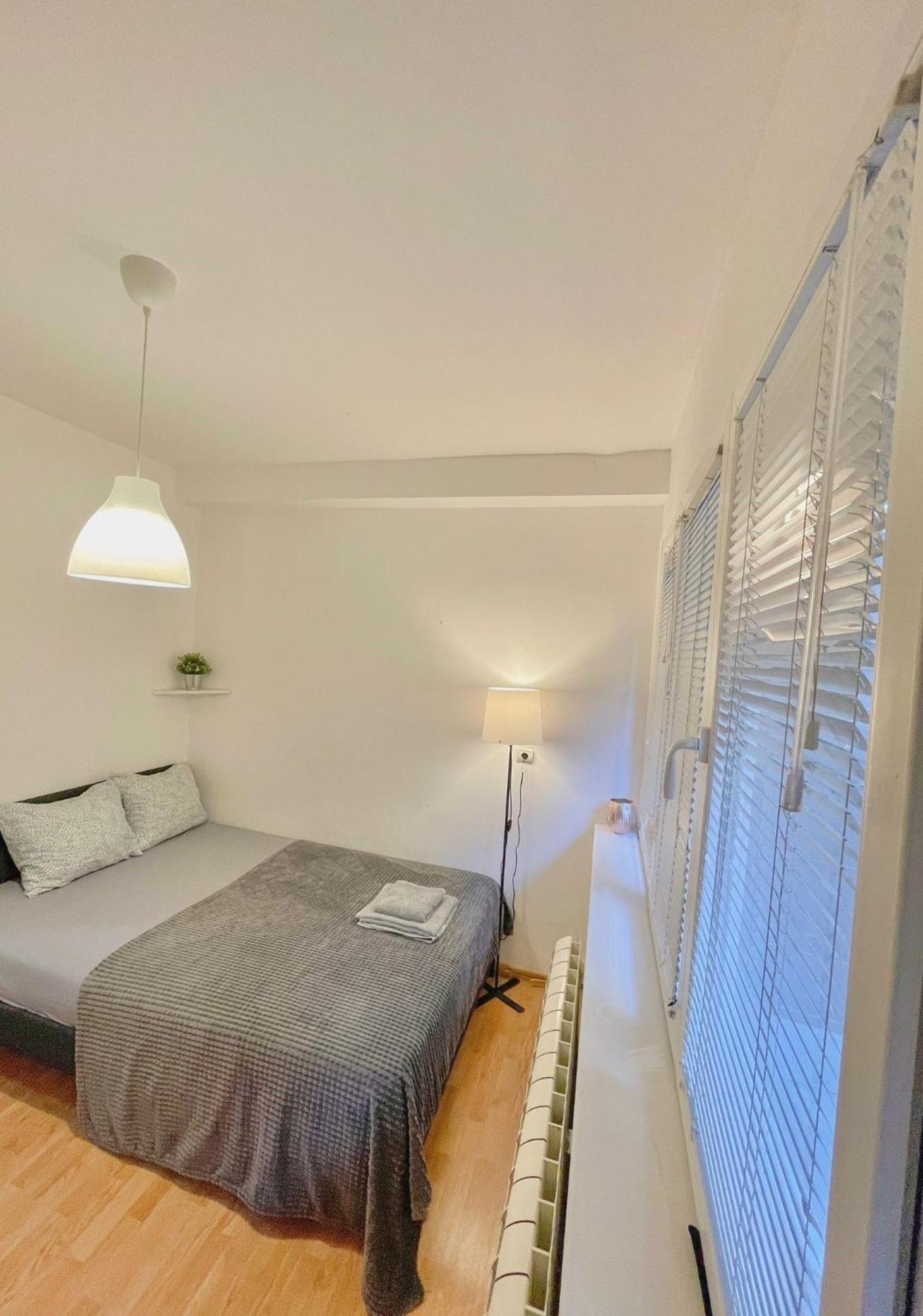 Slavija Mcd Apartment Belgrade Exterior photo
